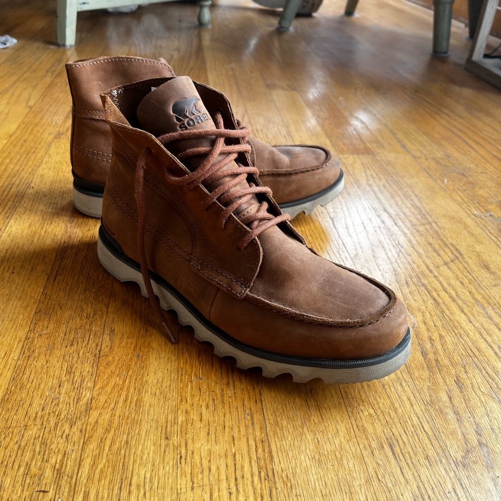 Sorel Kezar Waterproof Brown Leather Moc-Toe Boots